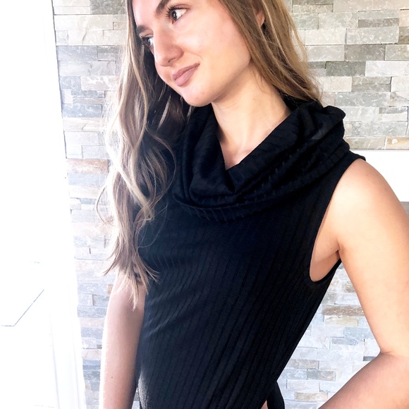 Cowl neck knit ribbed dress | Black - Picture 3 of 5